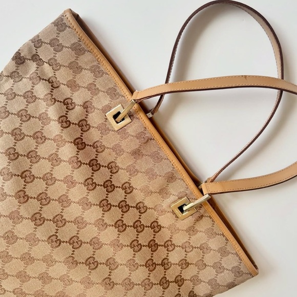 Authentic Vintage Gucci Tote Bag - tan GG canvas - Picture 4 of 10
